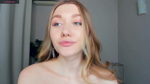 Laviniahoutz – Full Cam Show · Jun 6, 2026 (2h55m)