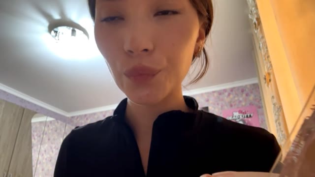 Jolandabannon – Full Cam Show · Jun 1, 2026 (12m)