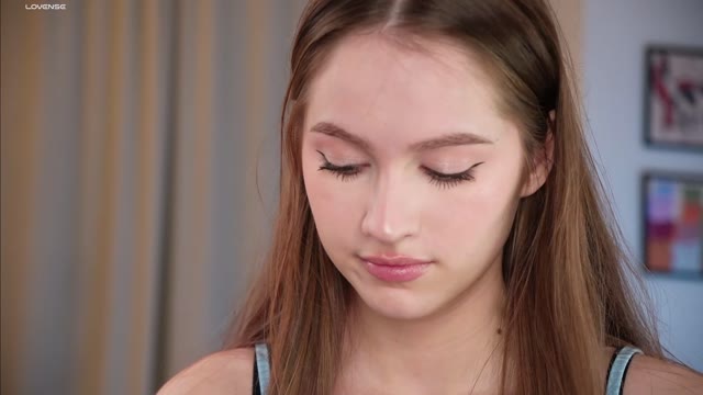 Hecola – Full Cam Show · Jun 6, 2026 (1h8m)
