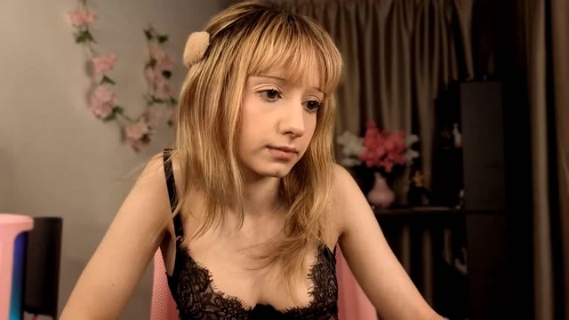 Lonadejonge – Full Cam Show · Jun 5, 2026 (31m)