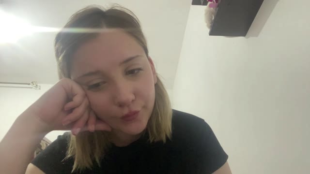 Kathrinekiening – Full Cam Show · Jun 8, 2026 (17m)