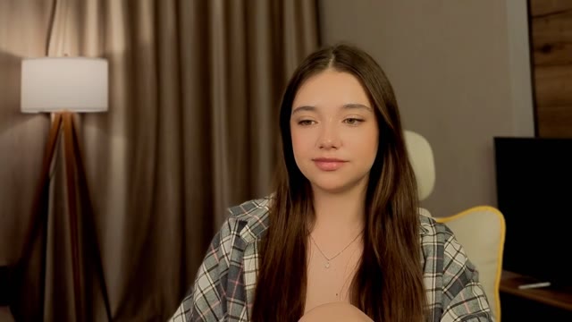 Nutshellz – Full Cam Show · Jun 6, 2026 (1h35m)