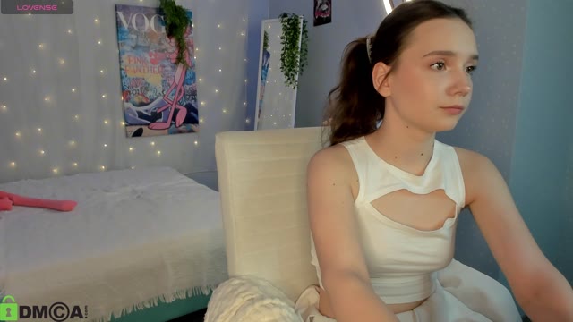 Elvienne – Full Cam Show · Jun 7, 2026 (22m)