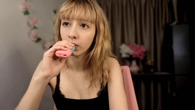 Lonadejonge – Full Cam Show · Jun 1, 2026 (32m)