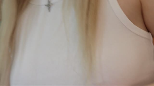 W1xll – Full Cam Show · Jun 4, 2026 (26m)