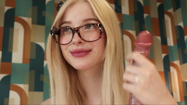 W1xll – Full Cam Show · Jun 3, 2026 (3h52m)